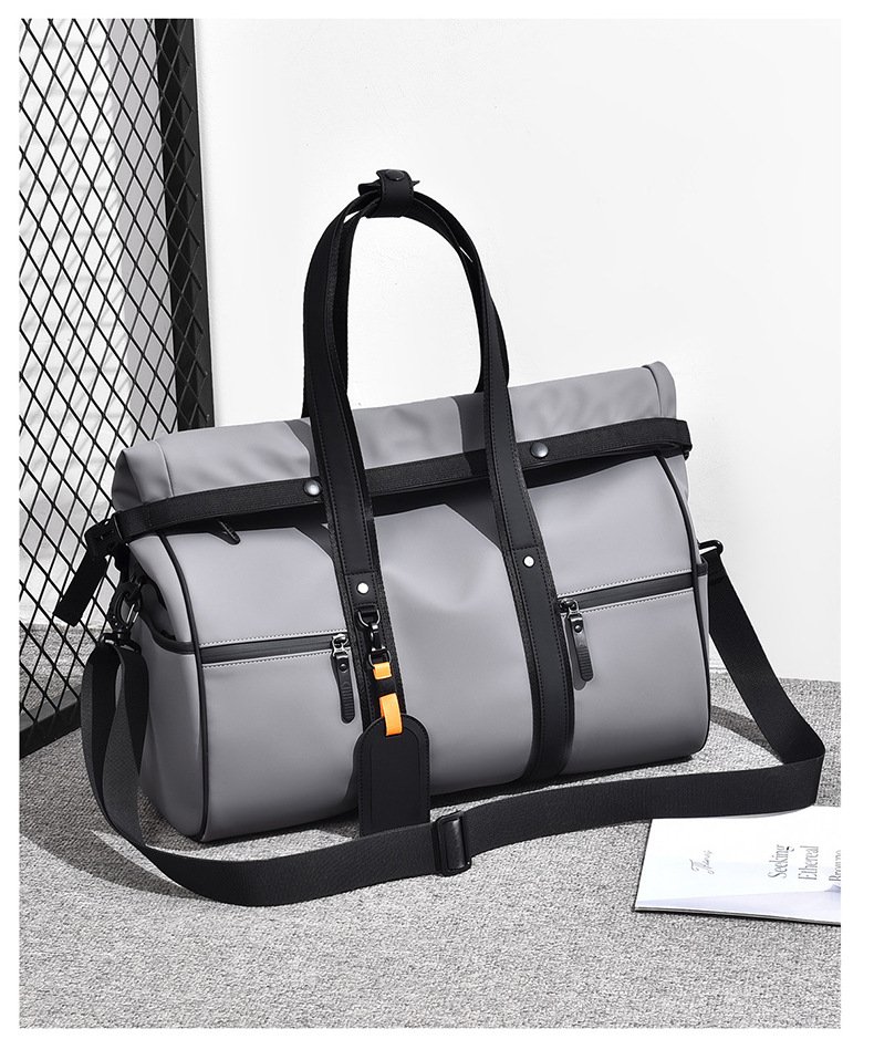 Weekender Bag — Upright Divide — detail 3