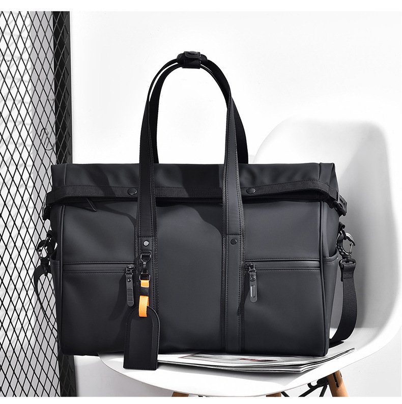 Weekender Bag — Upright Divide — main view